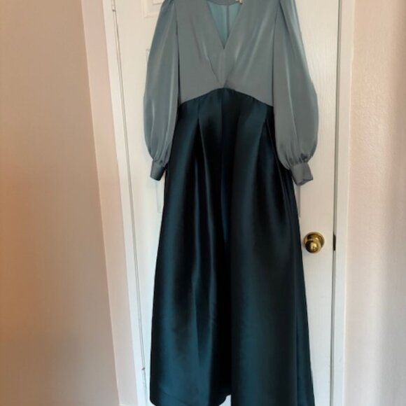 Sachin & Babi Zoe Gown in Seaglass/Deep Teal - Picture 4 of 6